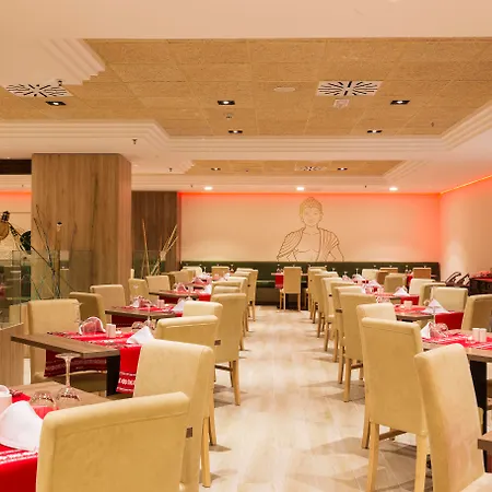 Sandos Papagayo Otel