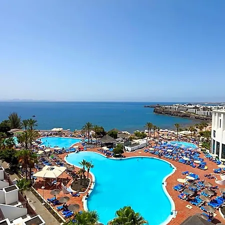 Sandos Papagayo 4*