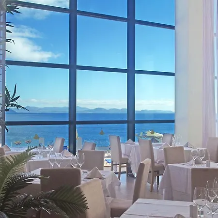 Sandos Papagayo