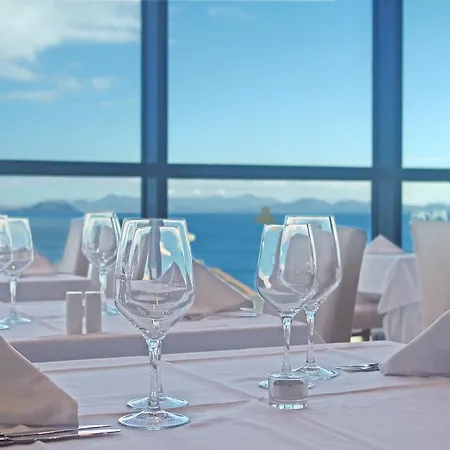 Szálloda Sandos Papagayo 4*
