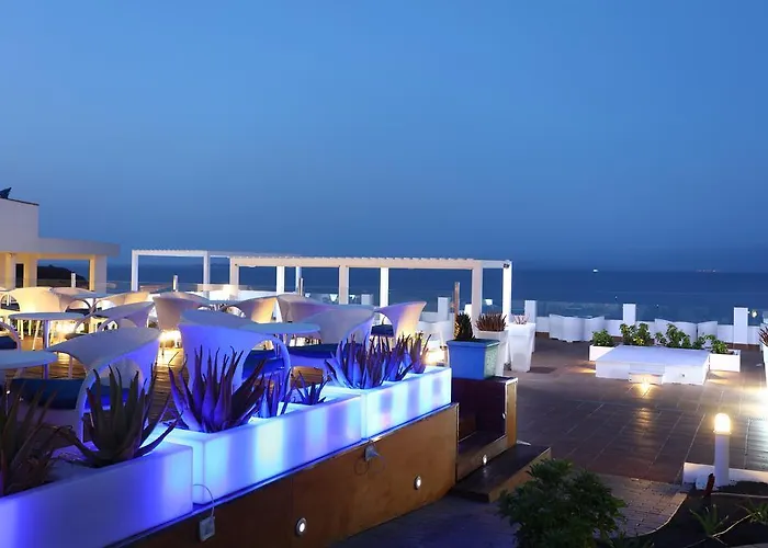 Sandos Papagayo Hotel 4*